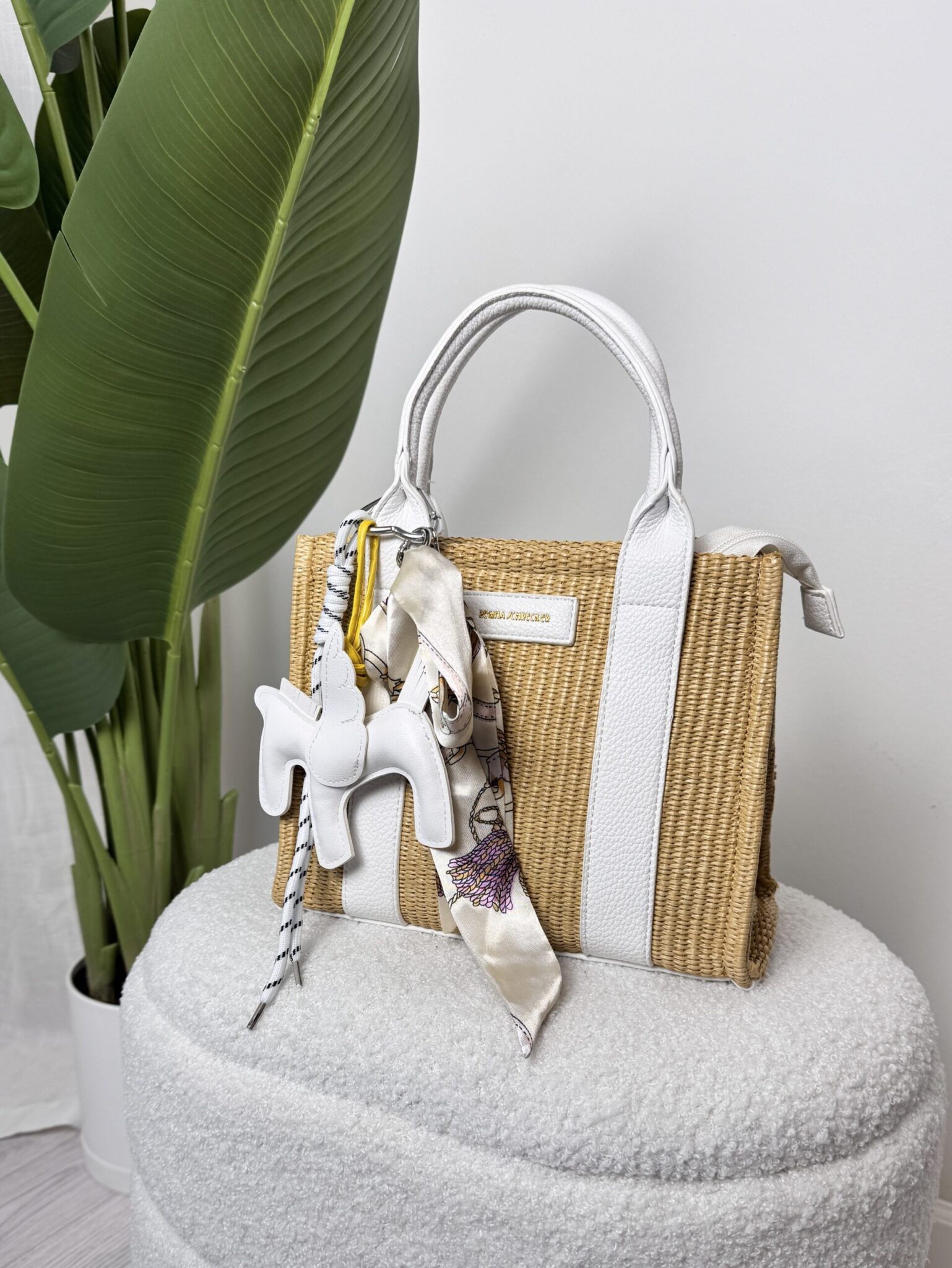Borsa Capri